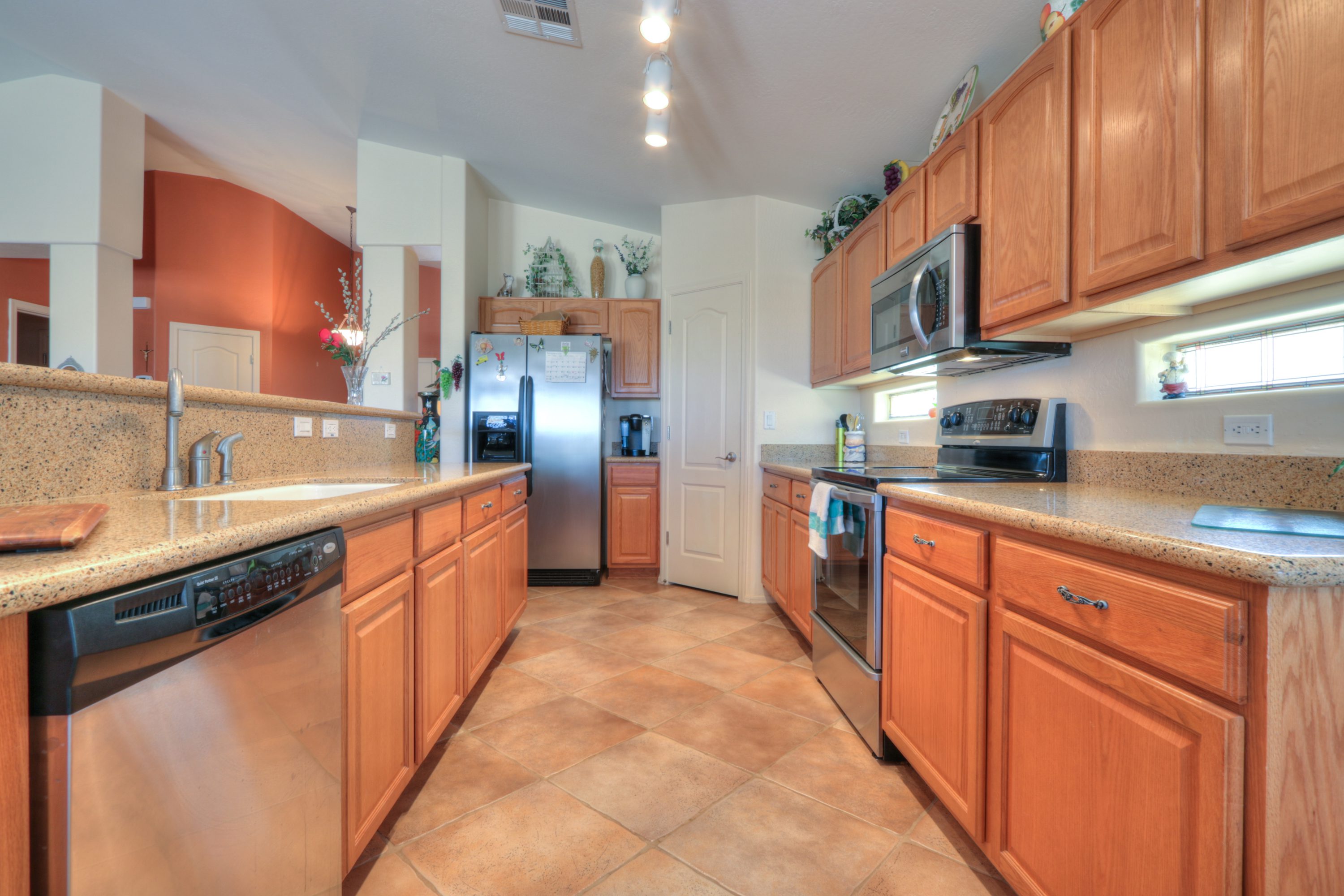 Stainless Steel Appliances, granite counter-tops